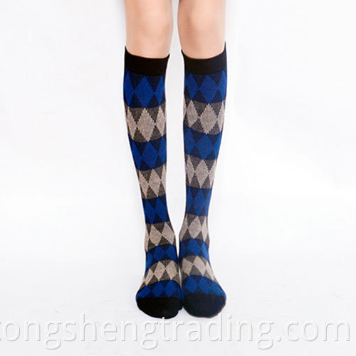 Black Diamond Pattern Knee High Socks Jsfezt15006c